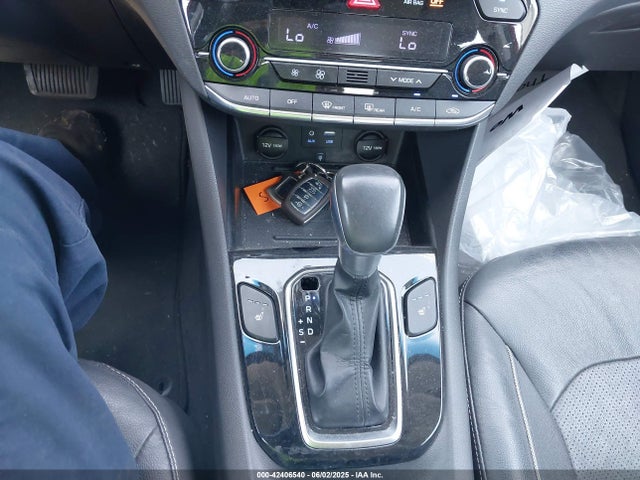 Hyundai 2019 2019 KMHC05LC8KU124248 Image 11