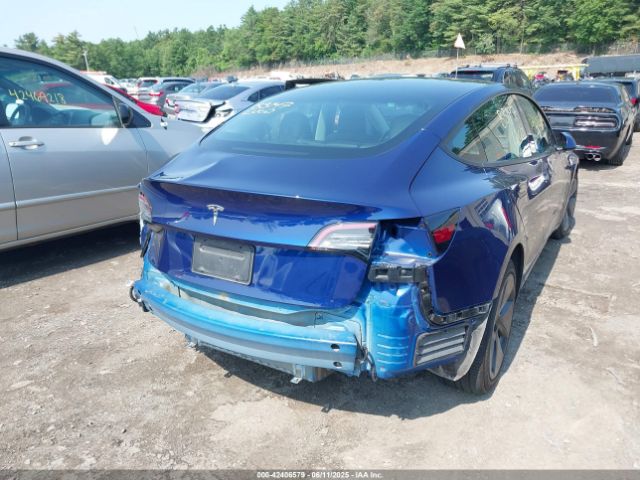 5YJ3E1EA6NF357147 Tesla 2022