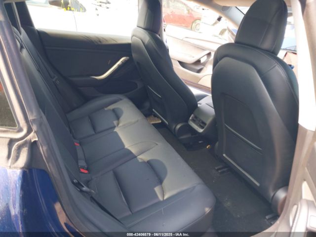 5YJ3E1EA6NF357147 Tesla 2022