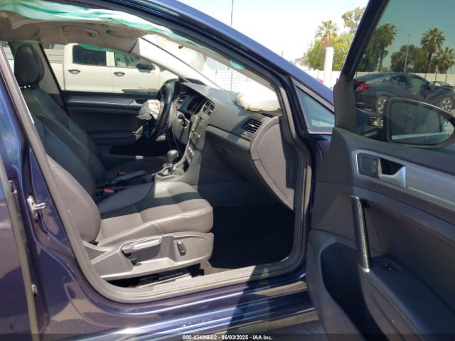 3VWCA7AU2FM514262 Volkswagen 2015