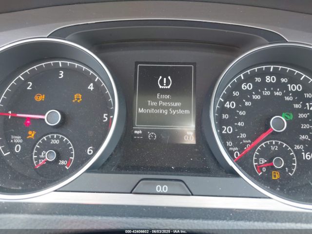 3VWCA7AU2FM514262 Volkswagen 2015