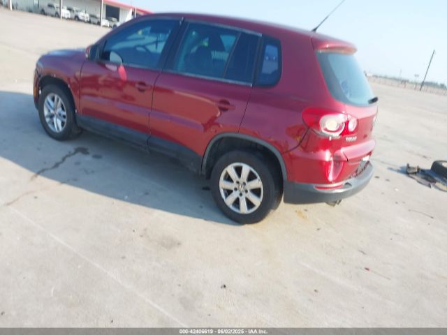 2011 VOLKSWAGEN TIGUAN WVGAV7AX4BW001402 Photo 2