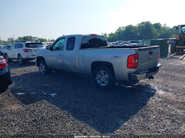 2013 CHEVROLET SILVERADO 1500 1GCRKTE77DZ255786 Photo 2