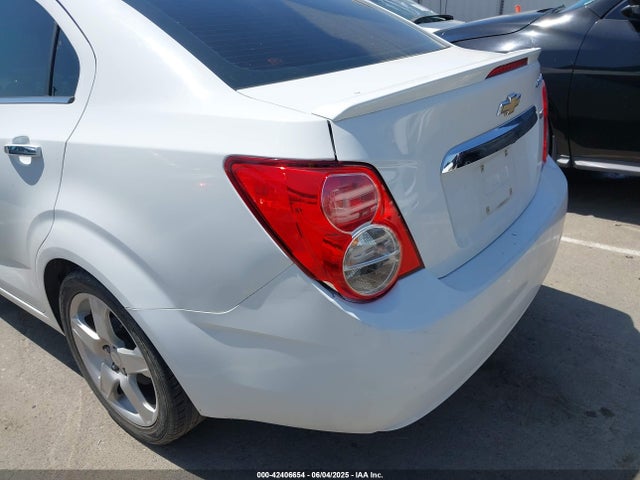 1G1JE5SB0F4191236 Chevrolet Sonic Ltz Auto