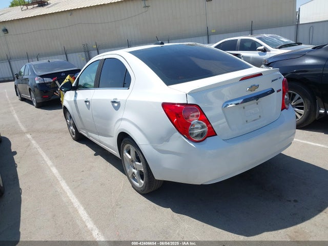 1G1JE5SB0F4191236 Chevrolet Sonic Ltz Auto