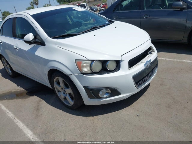 1G1JE5SB0F4191236 Chevrolet Sonic Ltz Auto