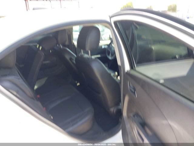 1G1JE5SB0F4191236 Chevrolet Sonic Ltz Auto