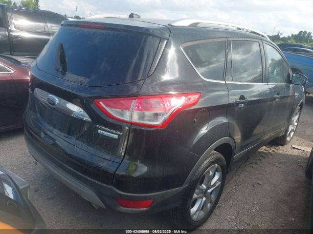 1FMCU0JX2EUD24477 Ford Escape Titanium