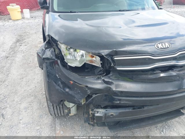 KNDJP3A55J7590815 KIA g