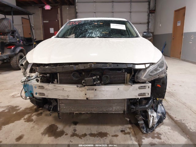 1N4AL4CV6KC259738 Nissan 2019
