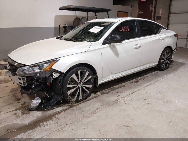 1N4AL4CV6KC259738 Nissan 2019