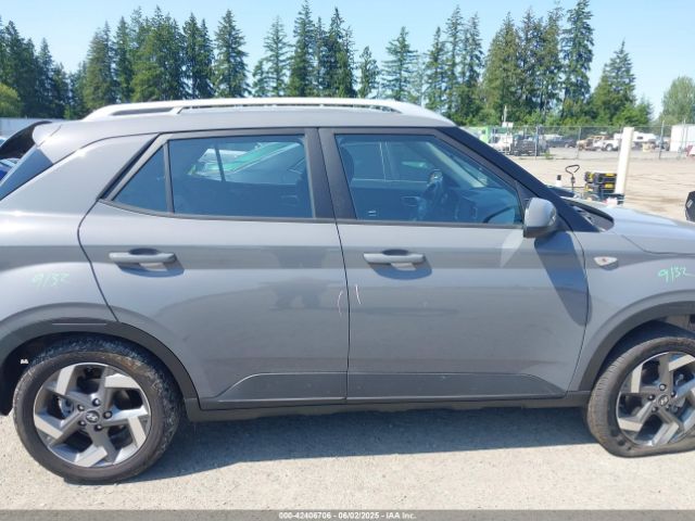 KMHRC8A34NU161274 Hyundai Venue Sel
