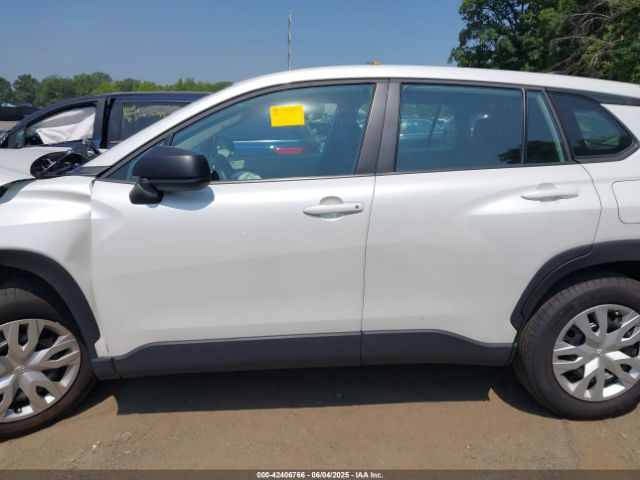 7MUAAAAG3RV093387 Toyota Corolla Cross L