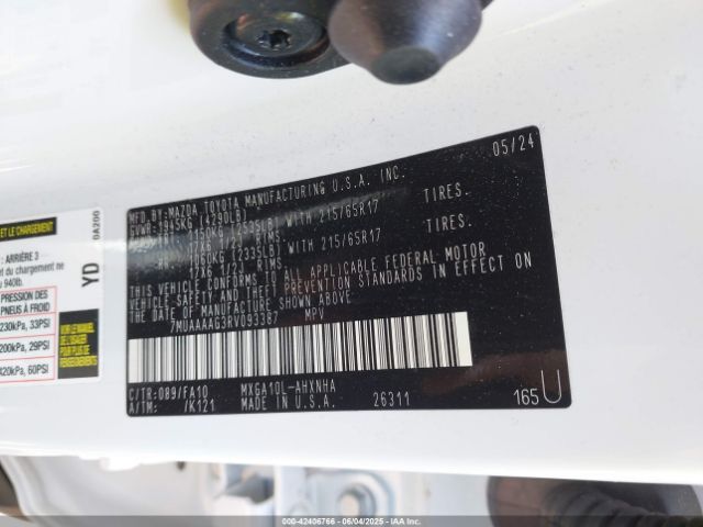 7MUAAAAG3RV093387 Toyota Corolla Cross L