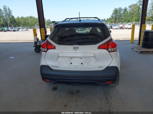 3N1CP5CU8JL524055 Nissan KICKS SV