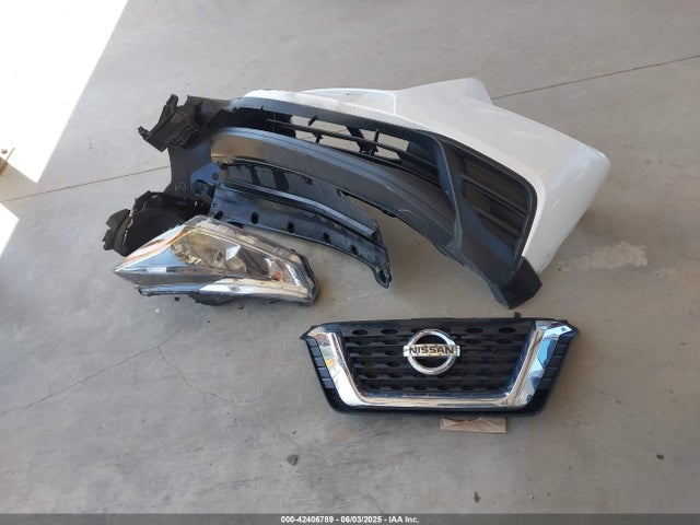3N1CP5CU8JL524055 Nissan KICKS SV