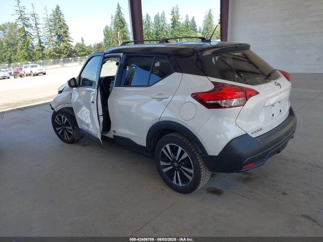 3N1CP5CU8JL524055 Nissan KICKS SV