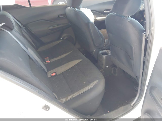 3N1CP5CU8JL524055 Nissan KICKS SV