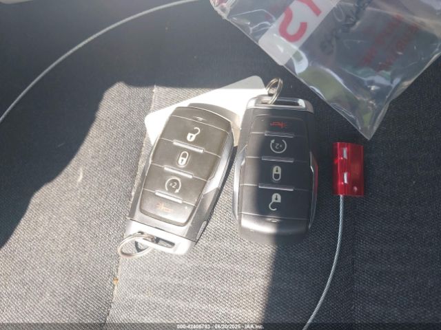 2019 RAM 1500 1C6SRFBT6KN736737 Photo 10