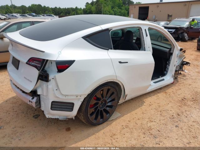 2023 TESLA MODEL Y 7SAYGDEF3PF800681 Photo 3