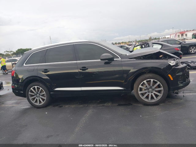 WA1LAAF75JD000651 Audi Q7 3.0t Premium
