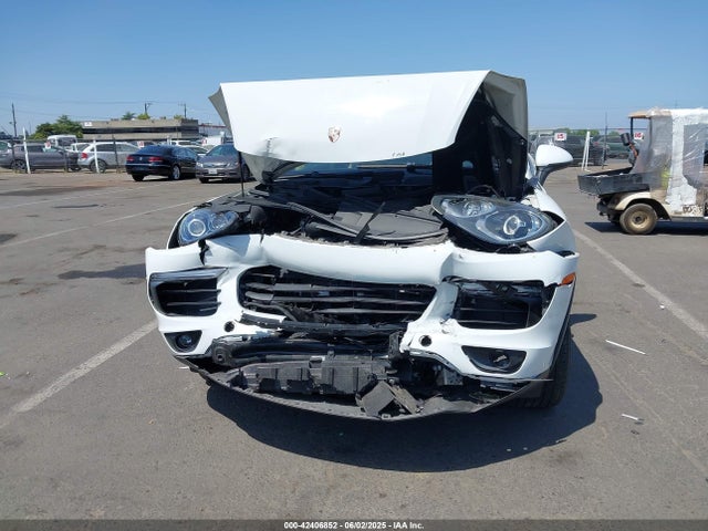 Porsche Cayenne 2016 WP1AA2A22GKA37187 Image 6