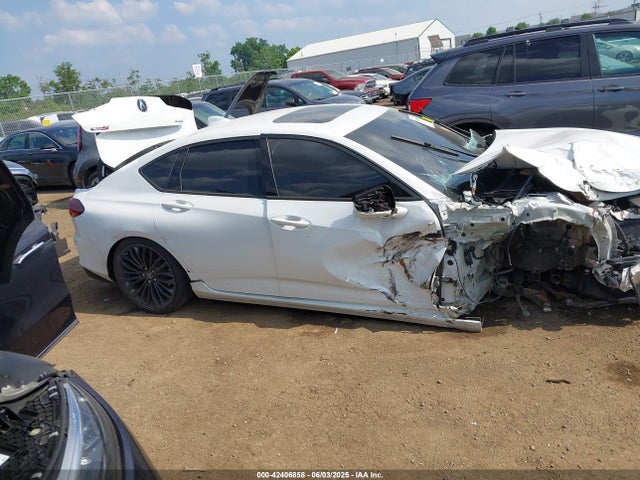 19UUB7F03NA001688 Acura Tlx Type S