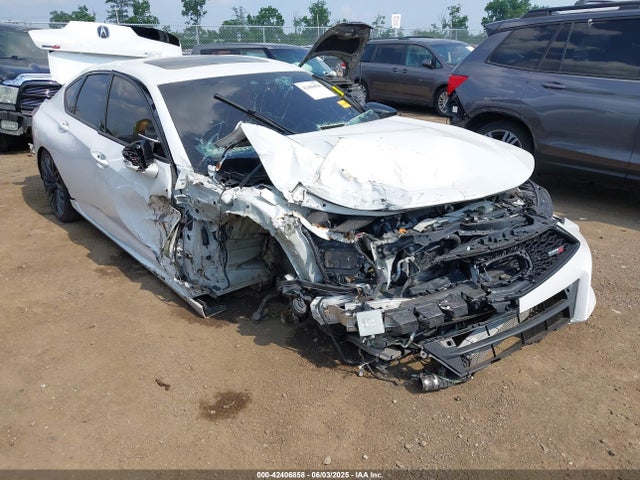 19UUB7F03NA001688 Acura Tlx Type S