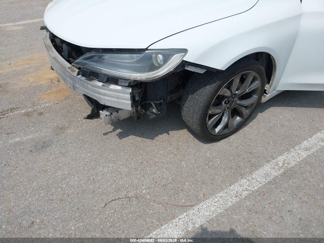Chrysler 2015 2015 1C3CCCBB1FN566088 Image 14