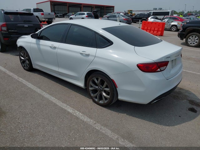 Chrysler 2015 2015 1C3CCCBB1FN566088 Image 3