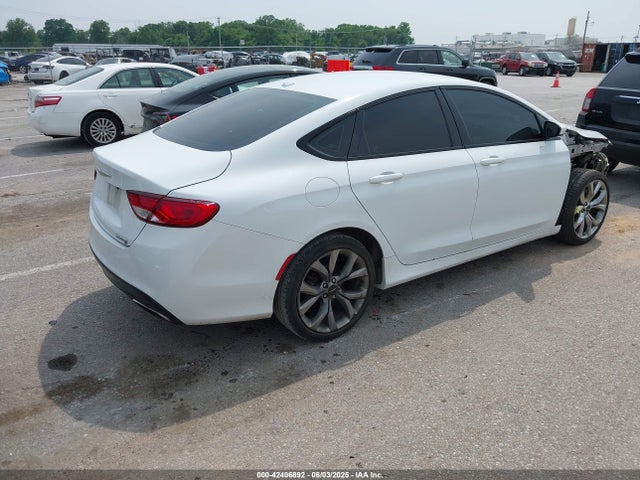Chrysler 2015 2015 1C3CCCBB1FN566088 Image 4