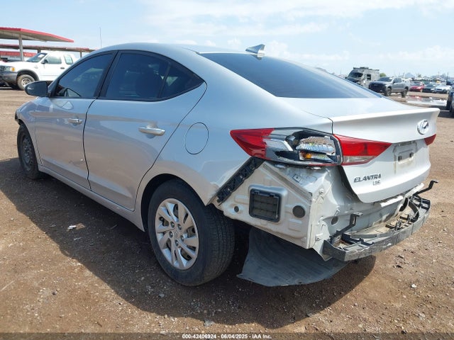 Hyundai Elantra 2017 5NPD74LF1HH203921 Image 3