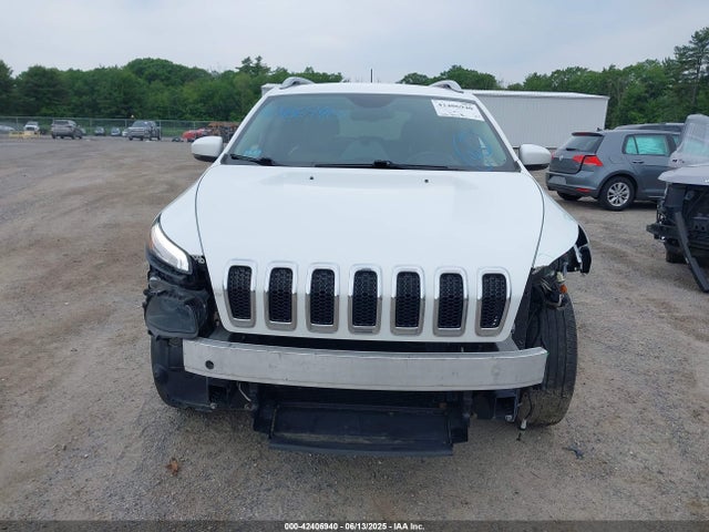 1C4PJMDB8HW561294 Jeep 2017