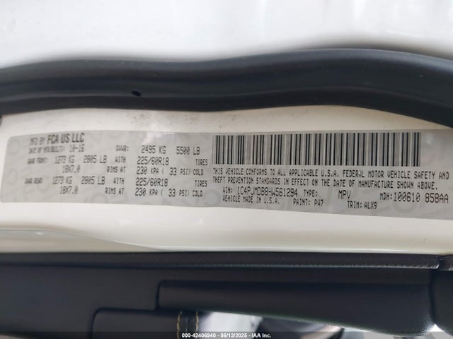 1C4PJMDB8HW561294 Jeep 2017