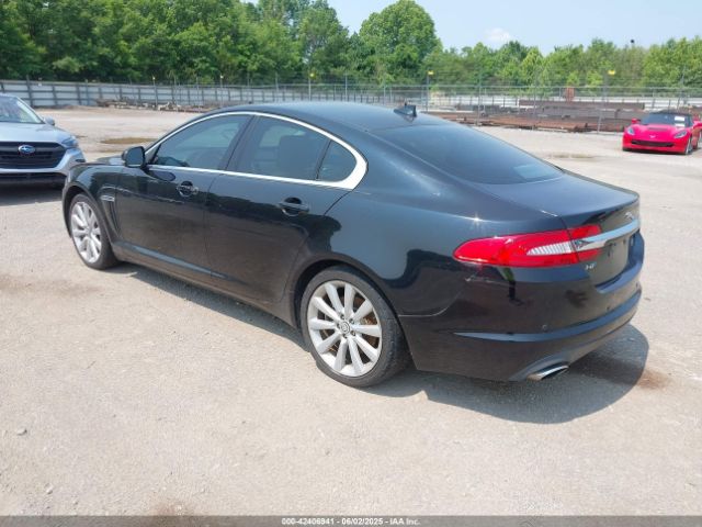 2013 JAGUAR XF SAJWJ0EF5D8S87770 Photo 2