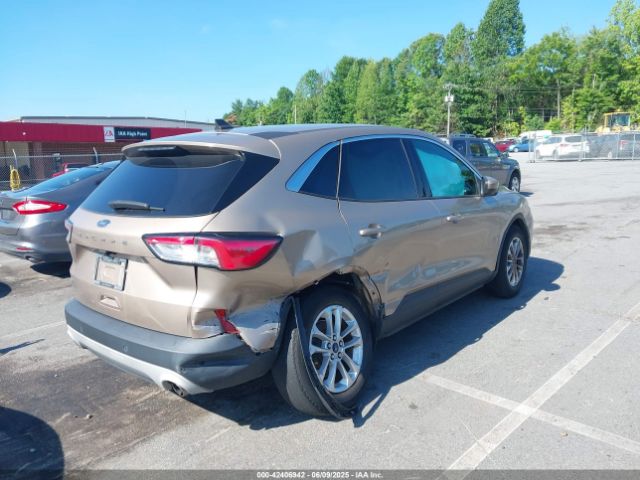 2021 FORD ESCAPE 1FMCU0G67MUA00194 Photo 3