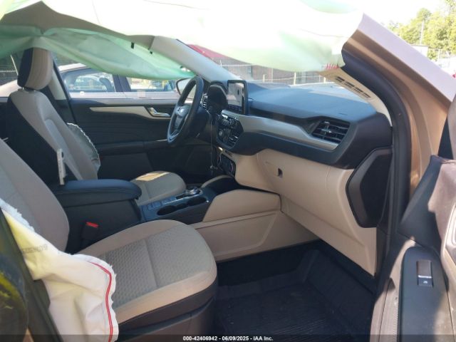 2021 FORD ESCAPE 1FMCU0G67MUA00194 Photo 4