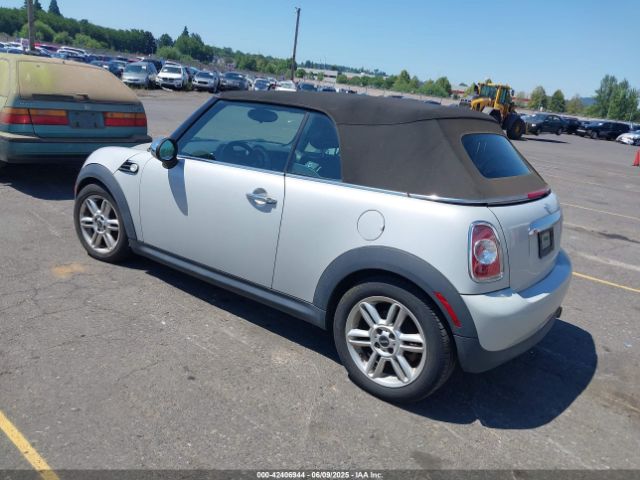 2011 MINI COOPER WMWZN3C55BT133238 Photo 2