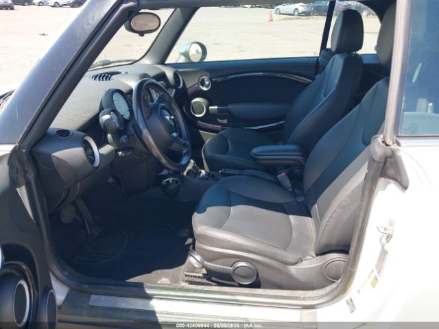 2011 MINI COOPER WMWZN3C55BT133238 Photo 4