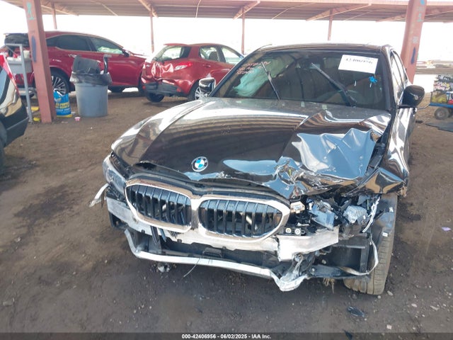 3MW5R7J08L8B37018 BMW 2020