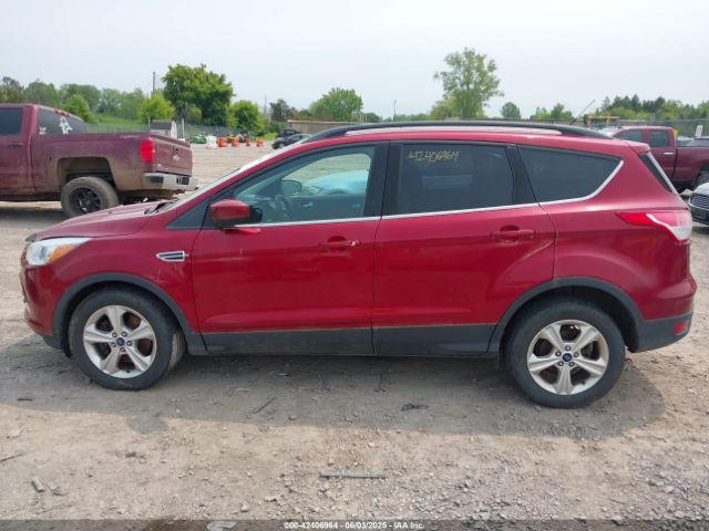 1FMCU9GX6GUB29495 Ford ESCAPE SE