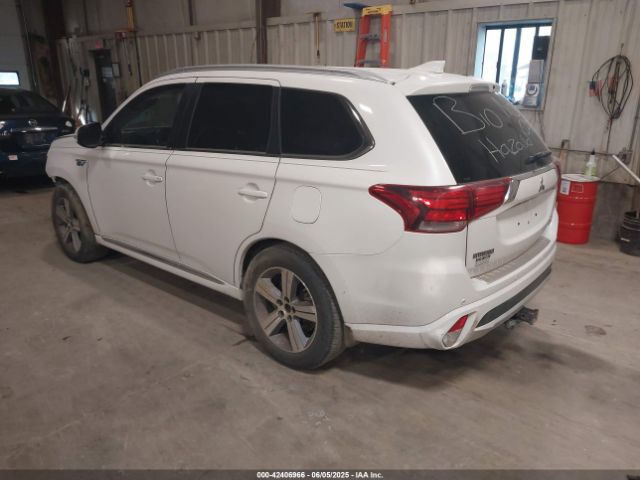 2018 MITSUBISHI OUTLANDER PHEV JA4J24A58JZ031505 Photo 2