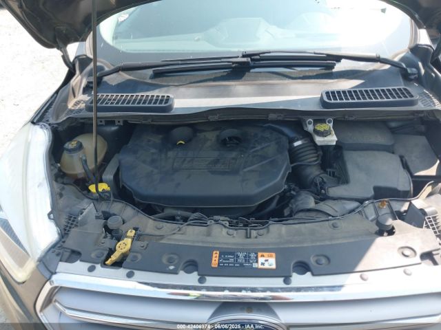 1FMCU0J97HUB64604 Ford Escape Titanium