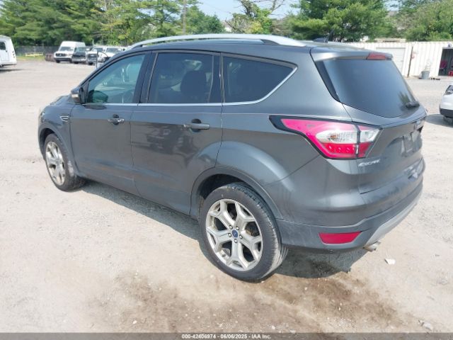 1FMCU0J97HUB64604 Ford Escape Titanium