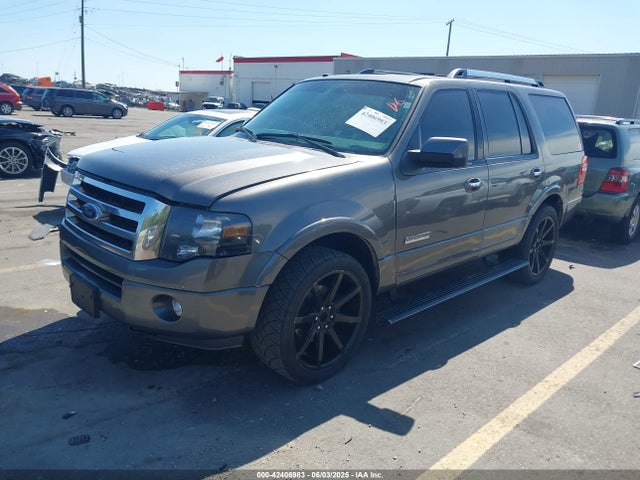 Ford 2014 2014 1FMJU2A53EEF56372 Image 2