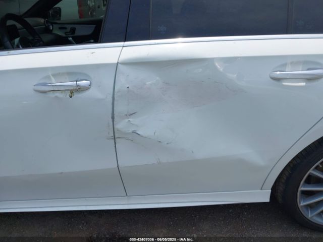 2019 MERCEDES-BENZ A 220 WDD3G4EB0KW012987 Photo 5