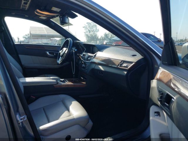 2013 MERCEDES-BENZ E 350 WDDHF5KB0DA745639 Photo 4