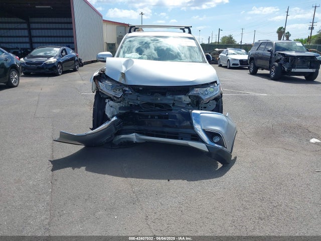 Mitsubishi mivec 2018 JA4AD3A34JZ016163 Image 13