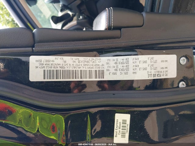 1C4PJLCB8HW514195 Jeep 2017