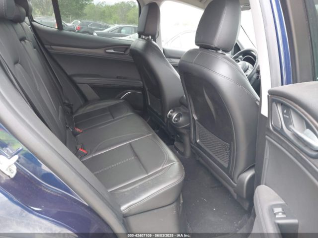 2018 ALFA ROMEO STELVIO ZASFAKBN2J7B60649 Photo 7
